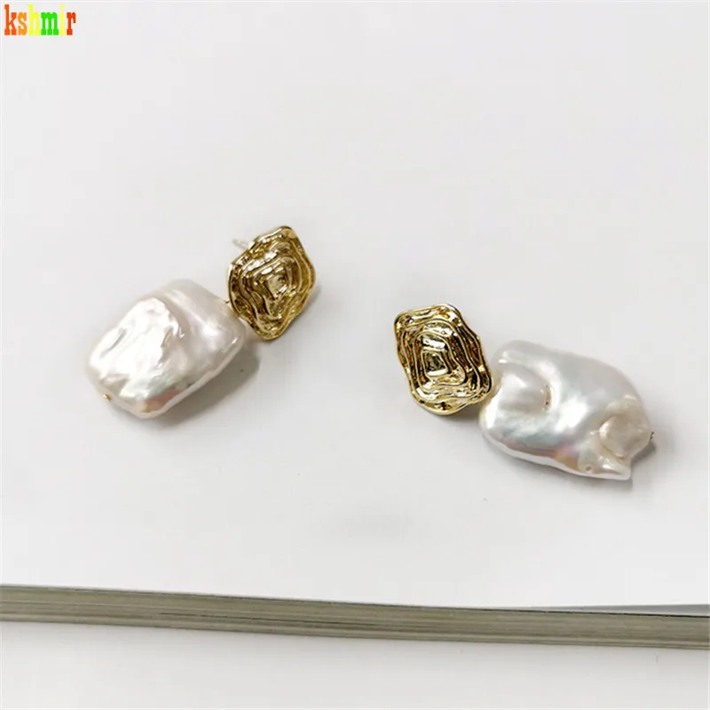

kshmir 3.7cm Women wavy irregular baroque pearl earrings natural freshwater pearls hanging earrings retro women stud earrings