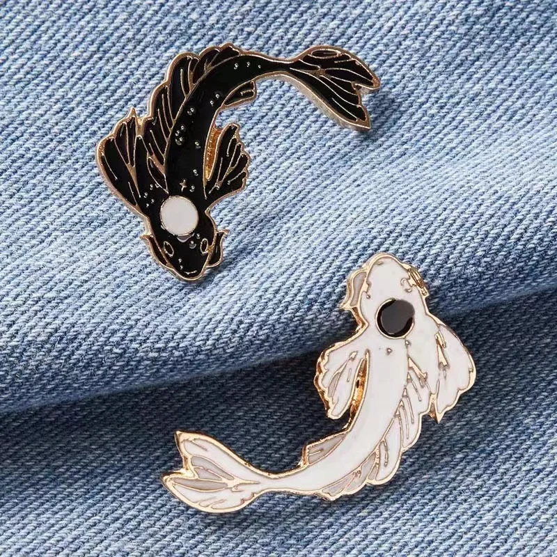 Custom Koi Pin Fish Pin Black/whitecolor Lapel Pins Brooches Badges Backpack Hats Accessories Jewelry Gift for Friend Wholesale