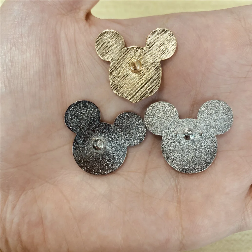 Disney Mickey spilla smalto Pin carino testa di topolino castello metallo Anime distintivi Cartoon spille spilla gioielli regalo per donna uomo