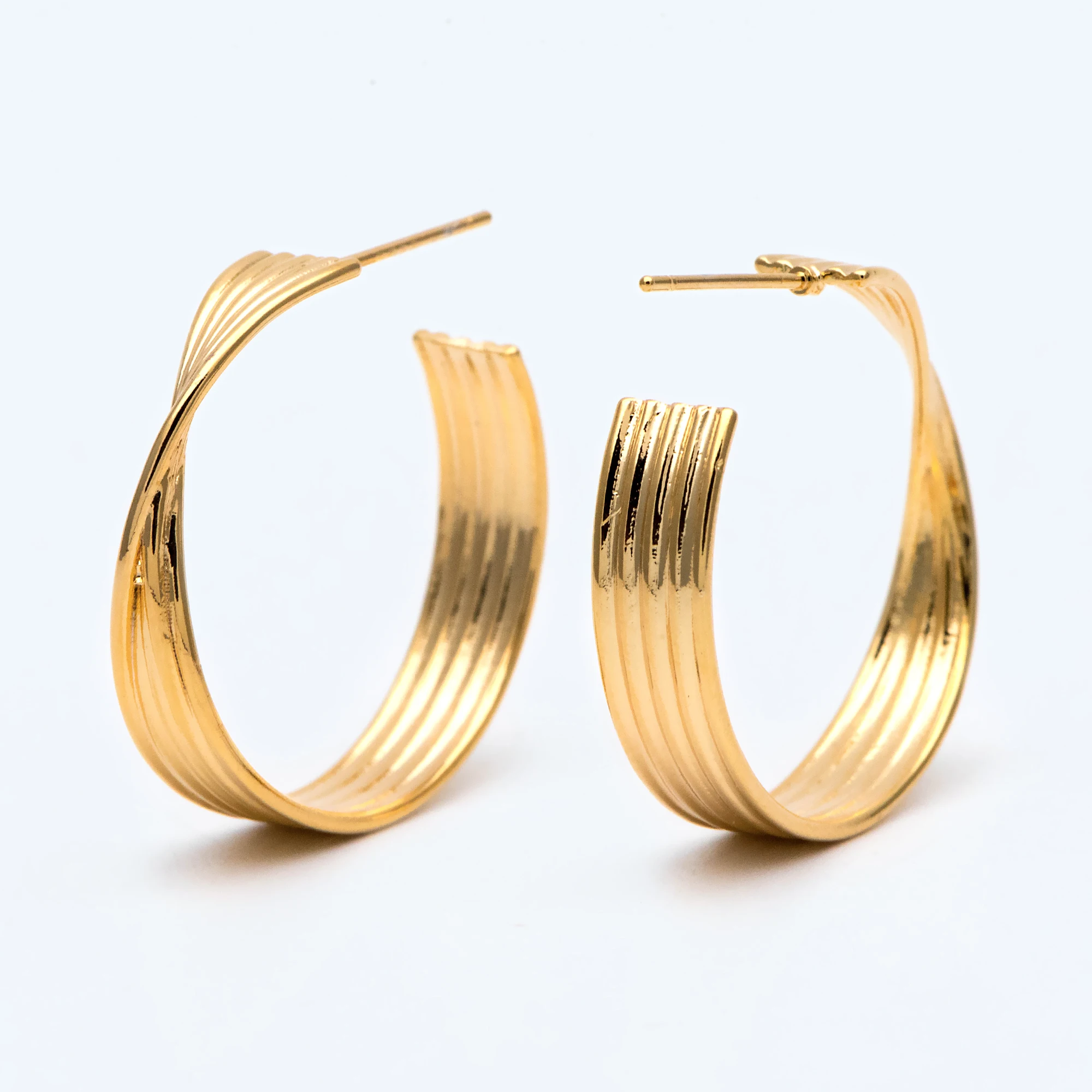 

10pcs Gold/ Silver Tone Twisted Hoops, Minimalist Earrings, Modern Thick Hoops, Statement Hoops Earring (GB-1983)