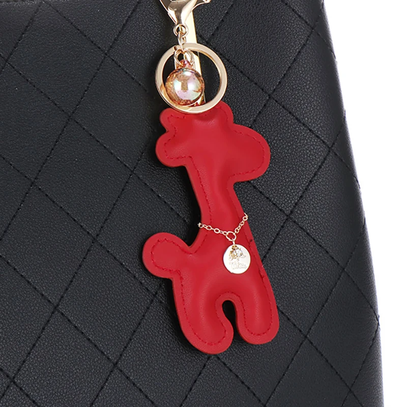 Exquisite Leather Keychain Giraffe Deer Dog Pendants DIY Women Men Handbag Bag Car Key Chain Ring Holder Keyring Jewelry Gift