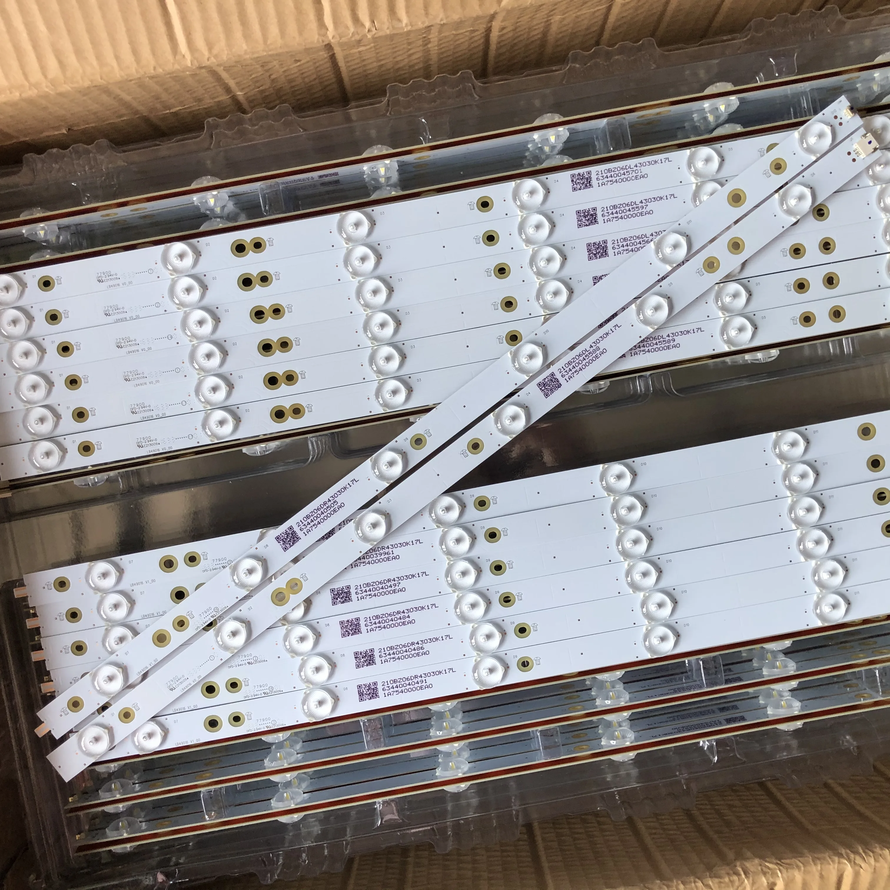 LED Backlight strip for 49PUH4900 49PFS5302/12 49PFS5301/12 49PFS4132 49PFS4131 GJ-2K16-490-D611-P2-R L LBM490E0601-AK-3(R) 3(L)