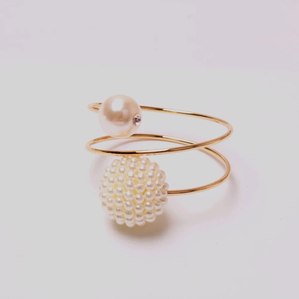 

Wedding Pearl Series Napkin Buckle, Bayberry Ball, Tissue Ring, napkin ring 12Pcs