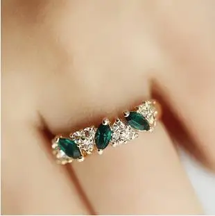 New fashion Vintage sweet rhinestone ring For Women girl Accessories  jewelry wholesale