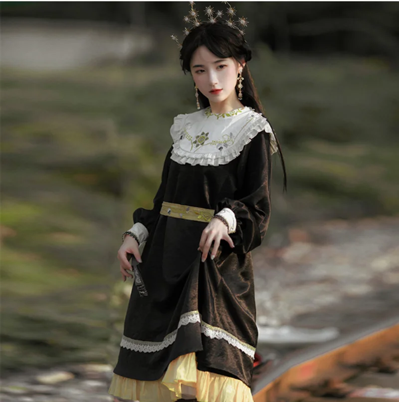 

Gothic vintage sweet lolita dress o-neck embroidery lolita op loli cosplay falbala lace loose victorian dress kawaii girl gothic