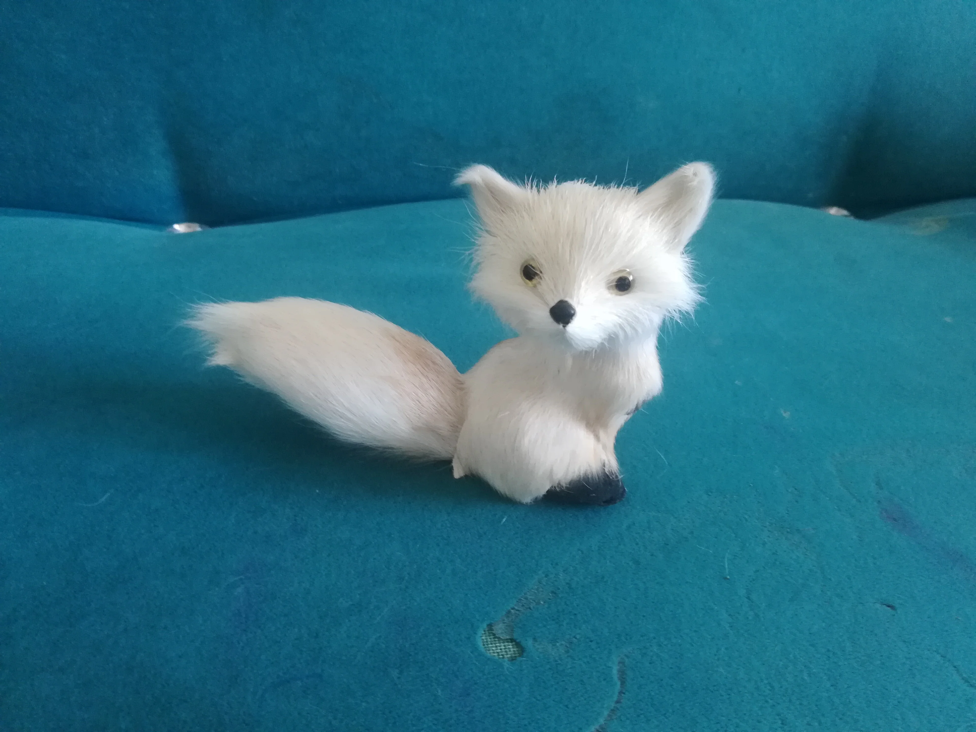 Plastic and Furs Imitation Fox Toy, Hard Model, Handicraft Ornament, Home Desktop Decoration, 12x8cm, P2679