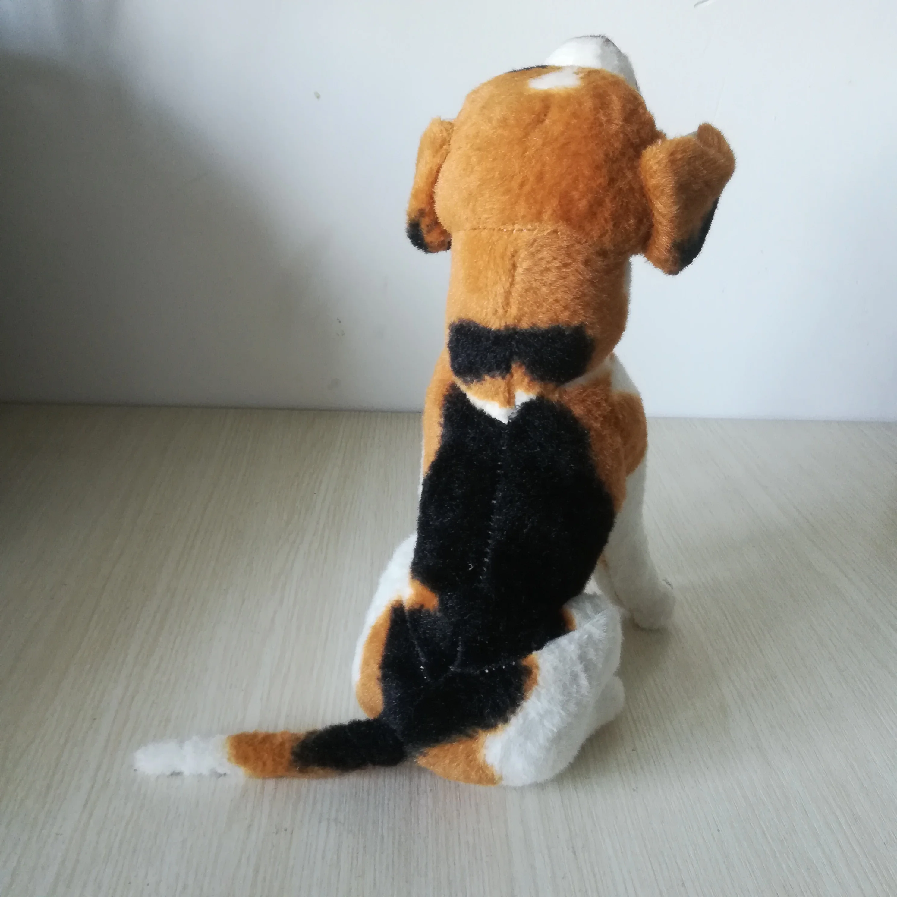 Animal en peluche 30cm simulation squat beagle chien en peluche poupée grand cadeau w465