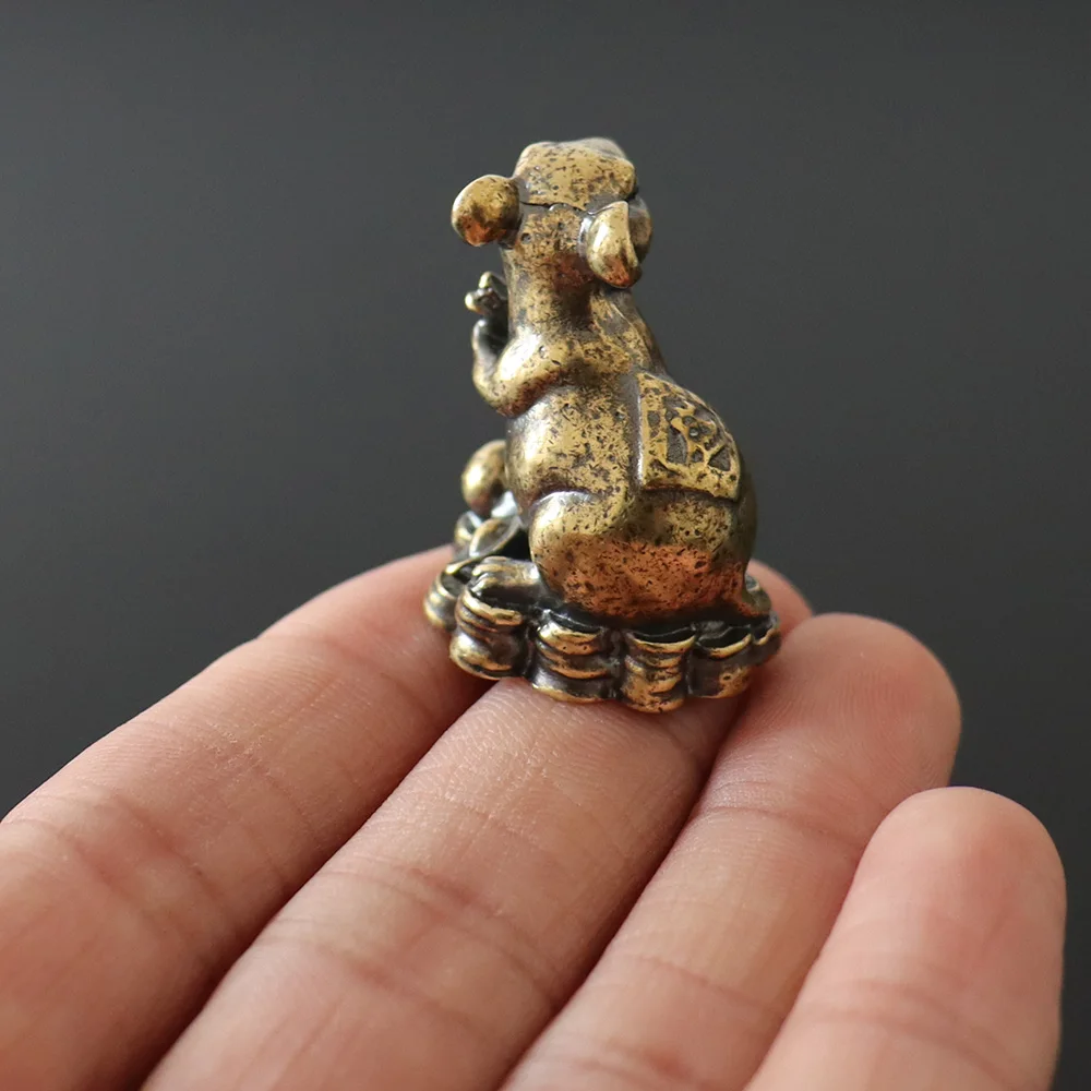 Antique Bronze Chinese 2020 New Year Rat Statue Miniatures Figurines Vintage Copper Zodiac Animal Mouse Love Corn Ornament Decor