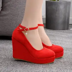 Delle Donne di modo Scarpe Tacchi Alti Rosso Scarpe Tacchi Flock Pompe di Cuoio Primavera Zeppe Nere Festa di Nozze Sandali Dei Cunei