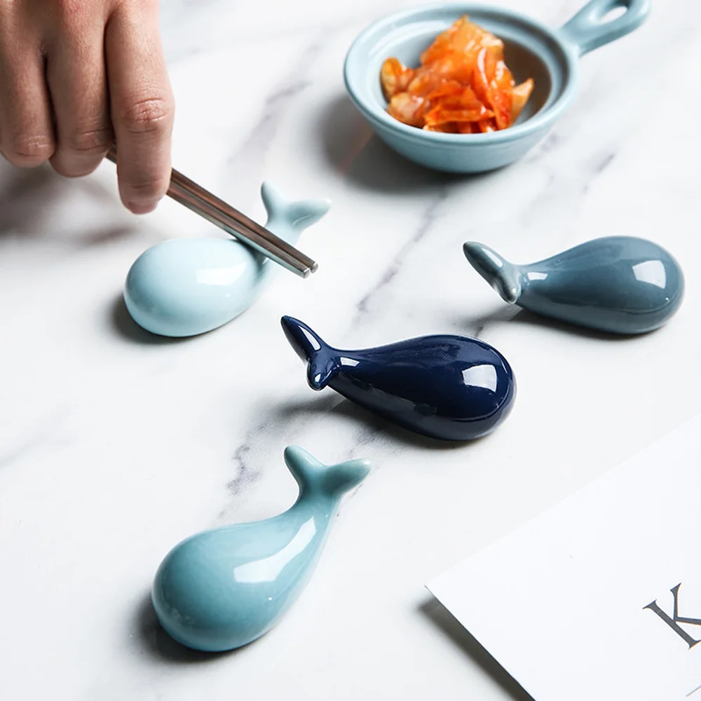 1PC Chopsticks Holders Whale Shape Ceramic Fashion Kitchen Tableware Chopsticks Holder Stand Drop Shipping