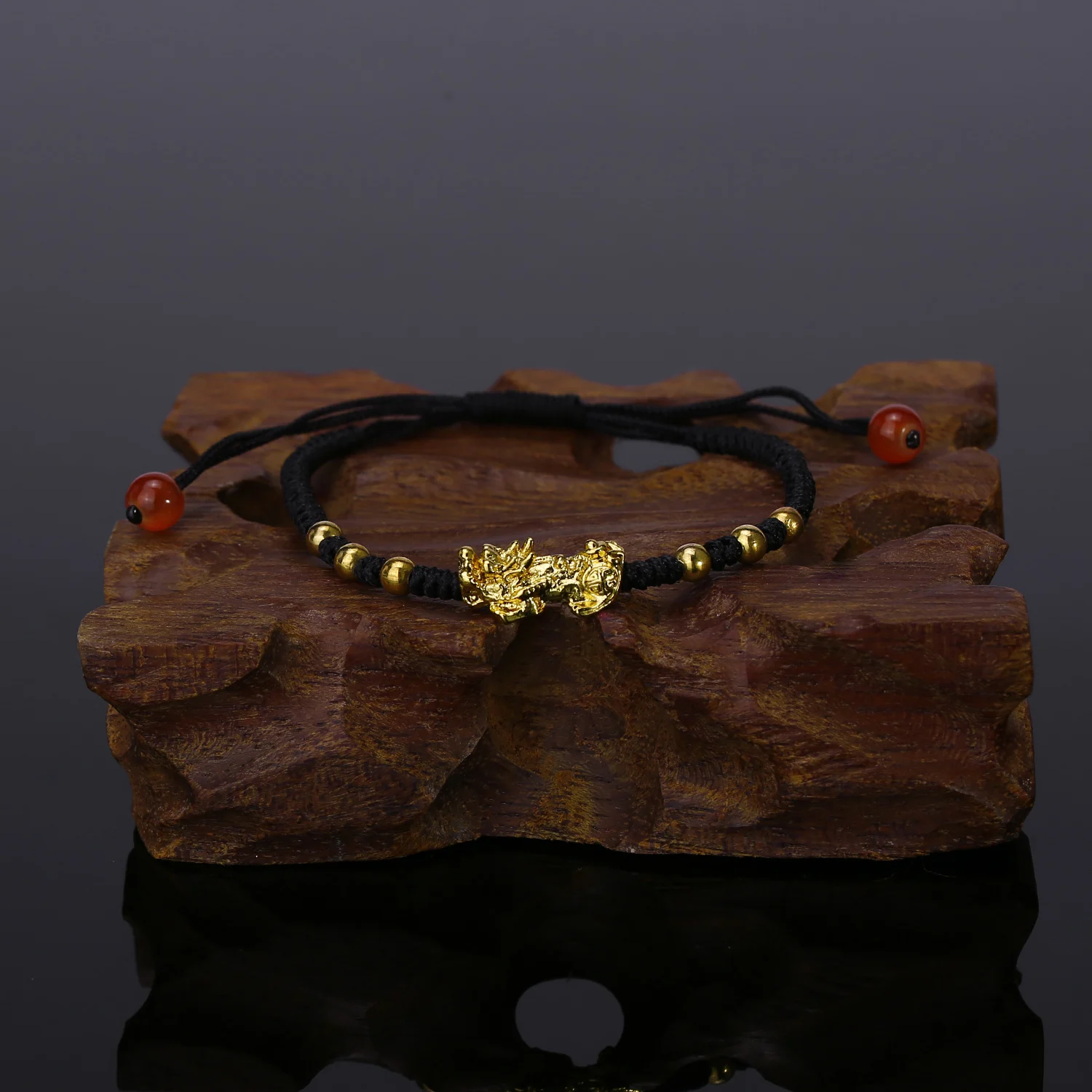 Chinese Style Feng Shui Pi Xiu Bracelet & Bangle New Fashion Lucky Red Rope Weaving Charm Bracelet Bring Wealth Health Jewelry