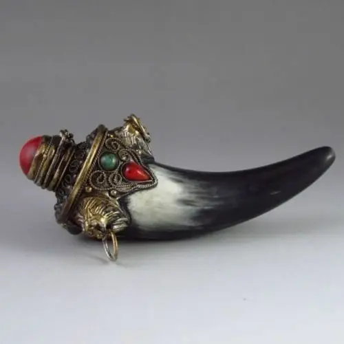 Original ! Exquisite Chinese Old Hand-carved Ox-Horn Snuff Bottle Inlay Gem