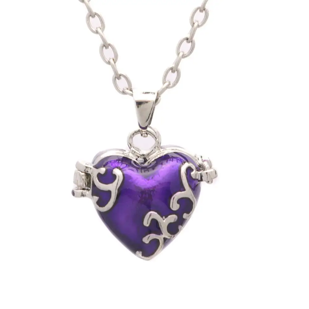 1PCS Vintage Heart-shaped Brass Picture Box Pendant Can Open Pet Ashes Hair Souvenir Necklace With Chain