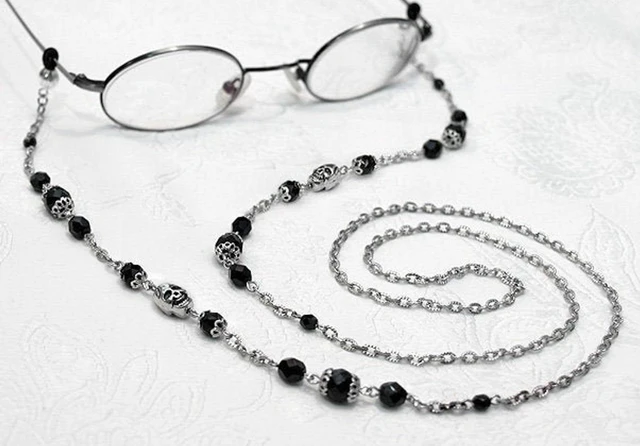 Skull eyeglass chain store
