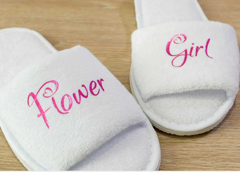 

custom Flower girl Slippers bride Wedding Slippers hen night Gift Personalised bridesmaid Open Toes slippers mother of the bride