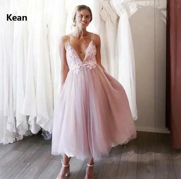 2019 Prom Gaun Spaghetti Tali V-Leher Appliques Renda Ilusi Pesta Prom Gaun Malam Gaun Robe De Soiree