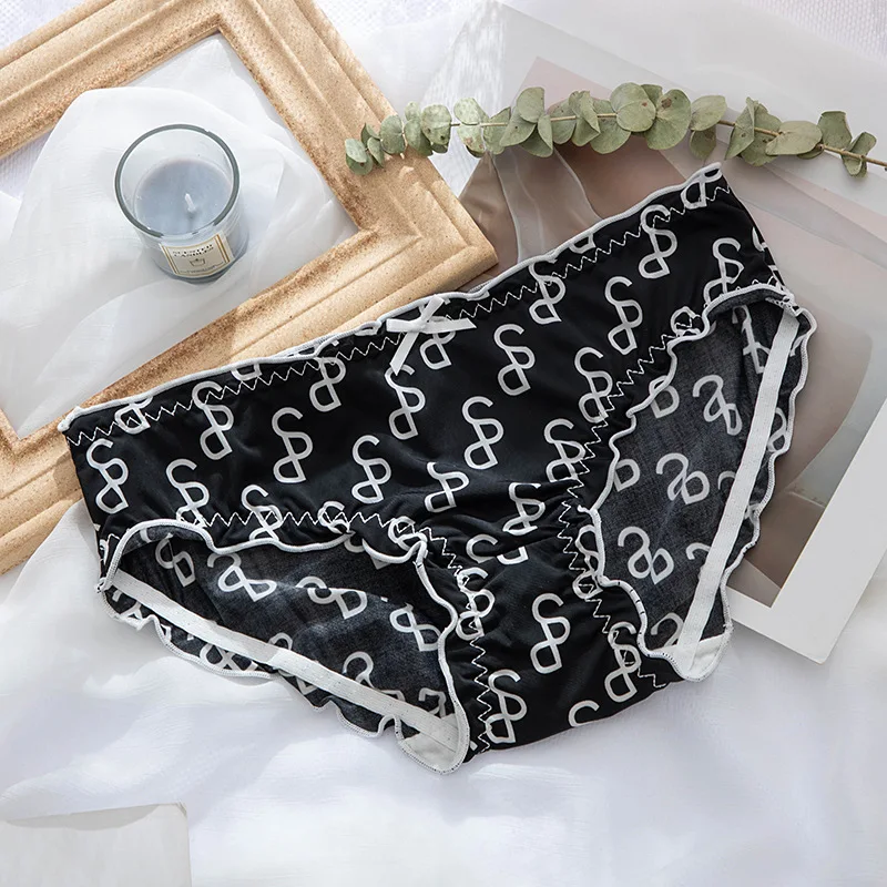 Women‘s Elastic Ruffle Underpants Comfortable Ice Silk Girls Panties Loose Underpants Antibacterial Cotton Crotch Ladies Briefs