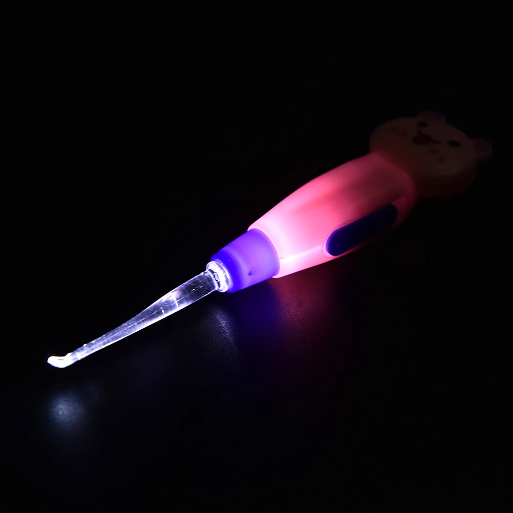 New Earwax With Light Spoon LED Cartoon Baby Care Ear-picker Child Cleaning Tool Ears Spoon Digging Luminous Dig Ear Syringe