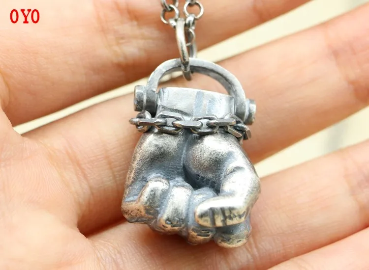 

S925 sterling silver pendant personality retro fist pendant