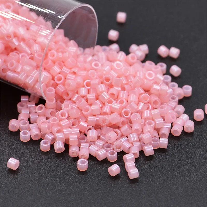 10g/Röhre 1,6mm Imitierte Delica-Perlen 2000 Stück Glanzglas-Saatperlen DIY-Perlen für Kinder-Schmuckherstellung – Detail 2