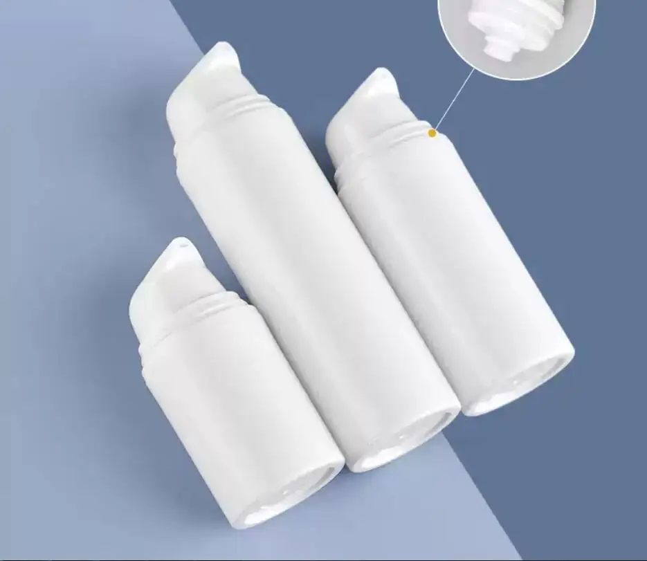 30 مللي زجاجة مضخة بلاستيكية بيضاء بدون هواء لوشن مستحلب مصل العين جوهر الأساس السائل العناية بالبشرة مستحضرات التجميل التعبئة