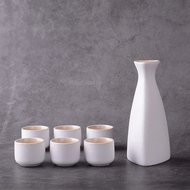 Best-selling Japanese Ceramic Sake Pot Cup Set Black Stoneware Wine Bottle Wine Bottle Cup 7 Pieces/Set