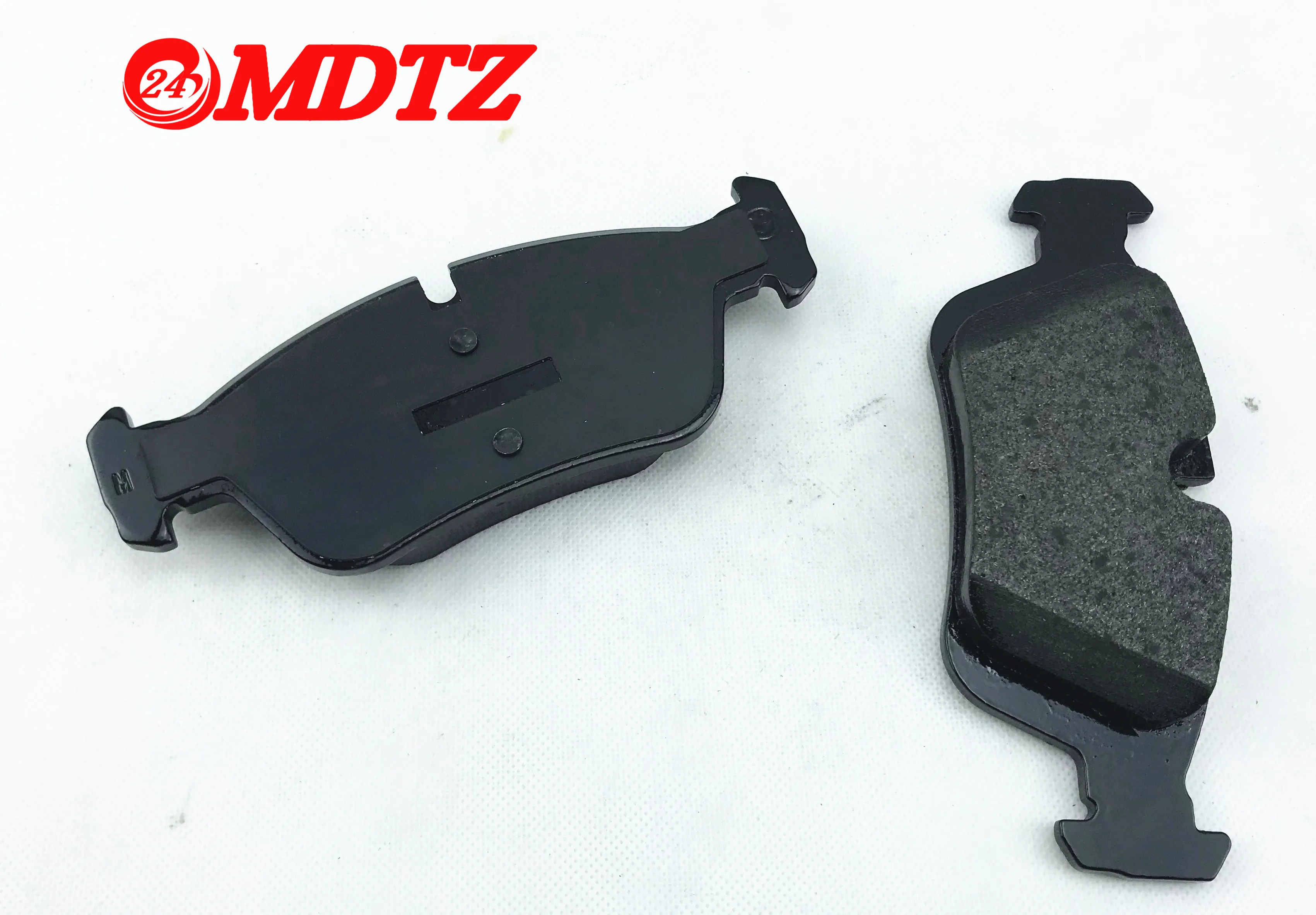 Top quality Auto Brake Pad Fits  34116761242 for BMW E46 E90 320 325 E36