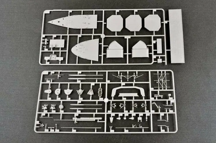 Trumpeter 05627 1/350 German Aircraf t Carrie r DKM Graf Zeppelin model kit