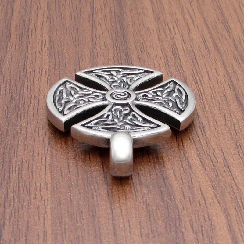 Punk 316L Stainless Steel Silver Color Round Viking Shield Celtics Triquetra Symbol Pendant