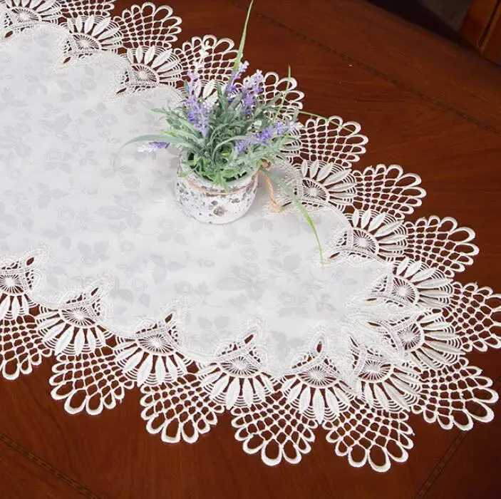 Luxury Modern Retro European Embroidered Floral Oval Tablecloth Lace Crochet Table Dinning Table Cover Living Room Table Mat