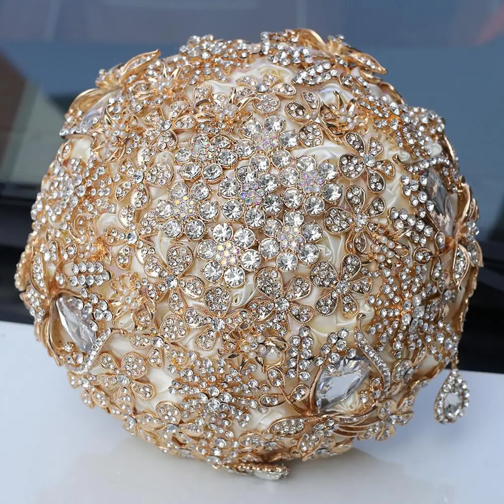 JaneVini-ramo de mano de boda con cuentas doradas de lujo, rosas artificiales de satén de cristal, flores de novia de marfil, accesorios de broche de boda