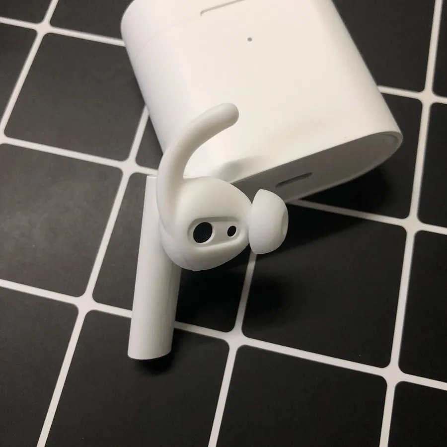2 Pair Silicone In-ear Headset Earbuds Cover for Xiaomi Airdots Pro 2 Air 2 TWS Earphone Case Eartips Hook for Airdots Accessory