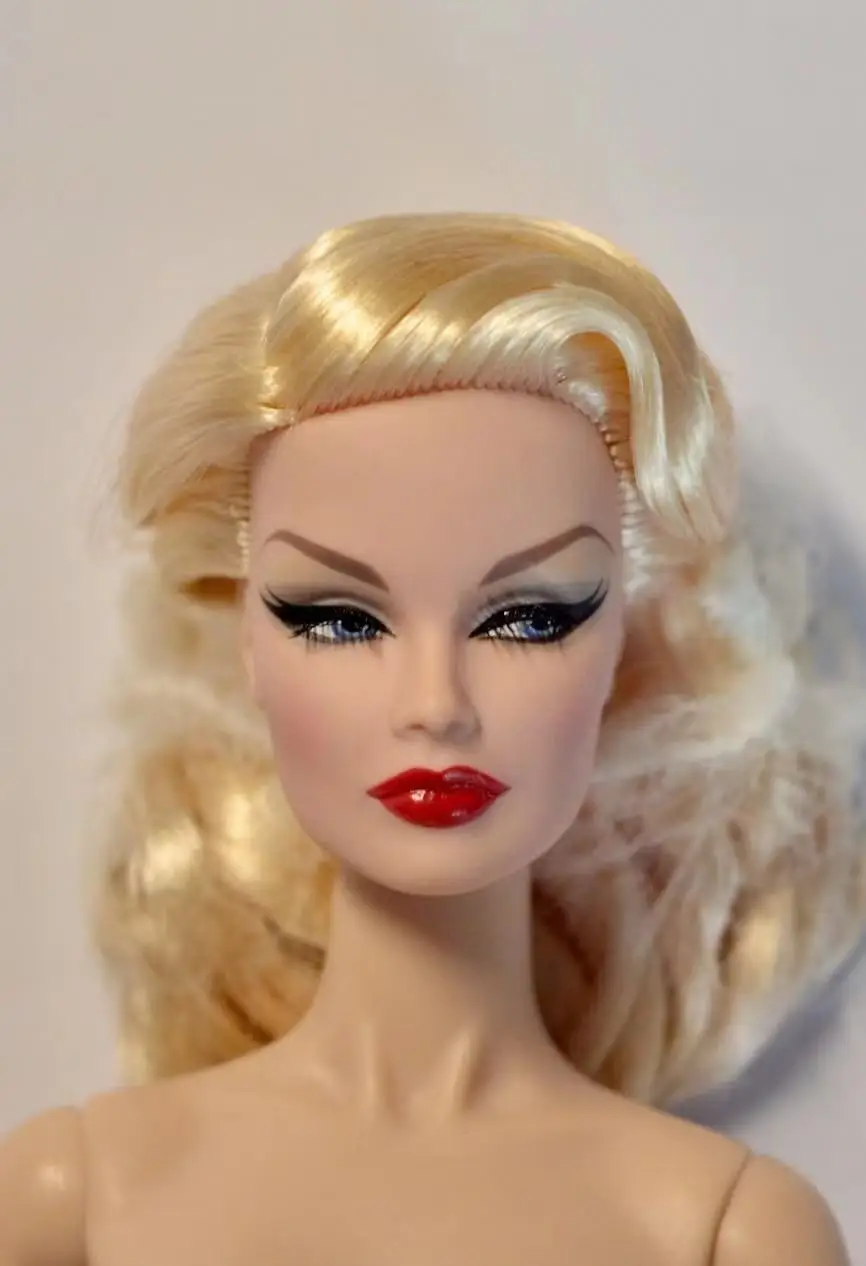 Originele Fr Doll Heads Superwhite Beige Bruine Huid Rare Collection Pop Onderdelen Chinese Merk Kwaliteit 5 Kleur Super Model Pop body