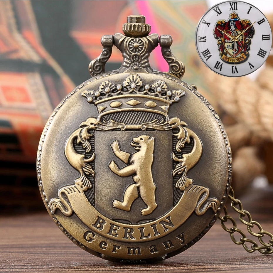 Germany Berlin Carved Bear Quartz Pocket Watch Vintage Necklace Round Dial Lovely Bronze Pendant Chain Fob Clock Men Women Gifts