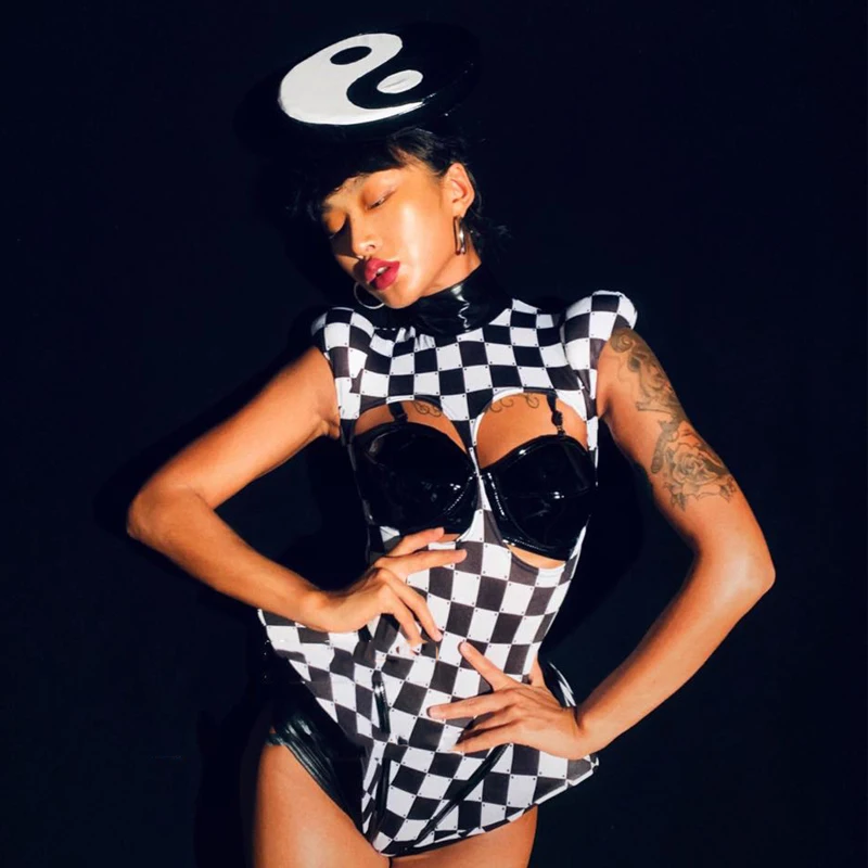 Sexy Black And White Plaid Cutout Bodysuit Women Nightclub Gogo Costumes Stage Pole Performance Clothing Festival Outfit XS2513