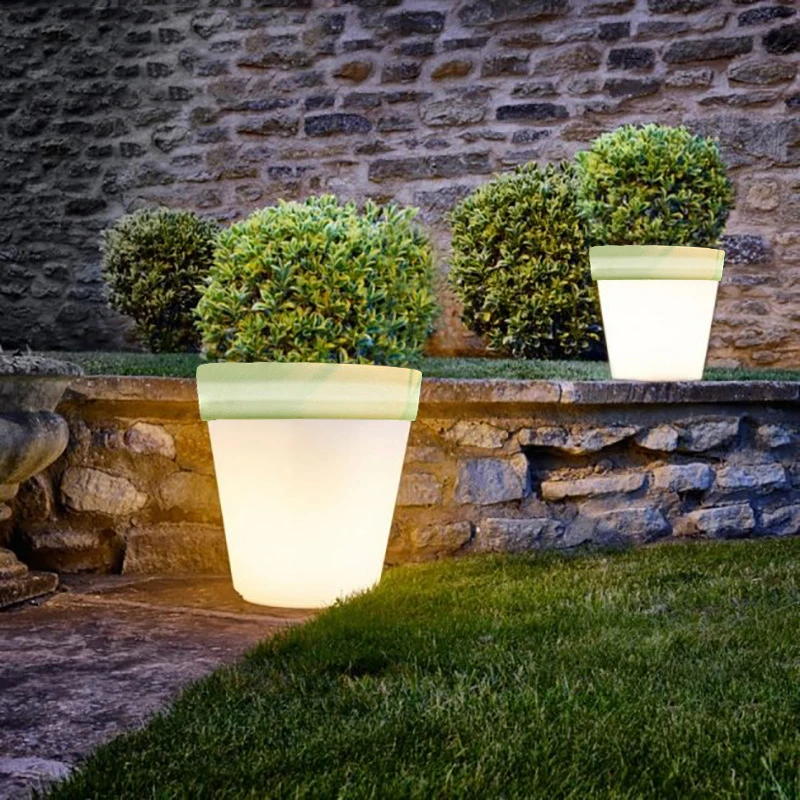 Hotel shopping mall Meichen combination flower pot creative LED luminous round flower pot outdoor garden sales department flower