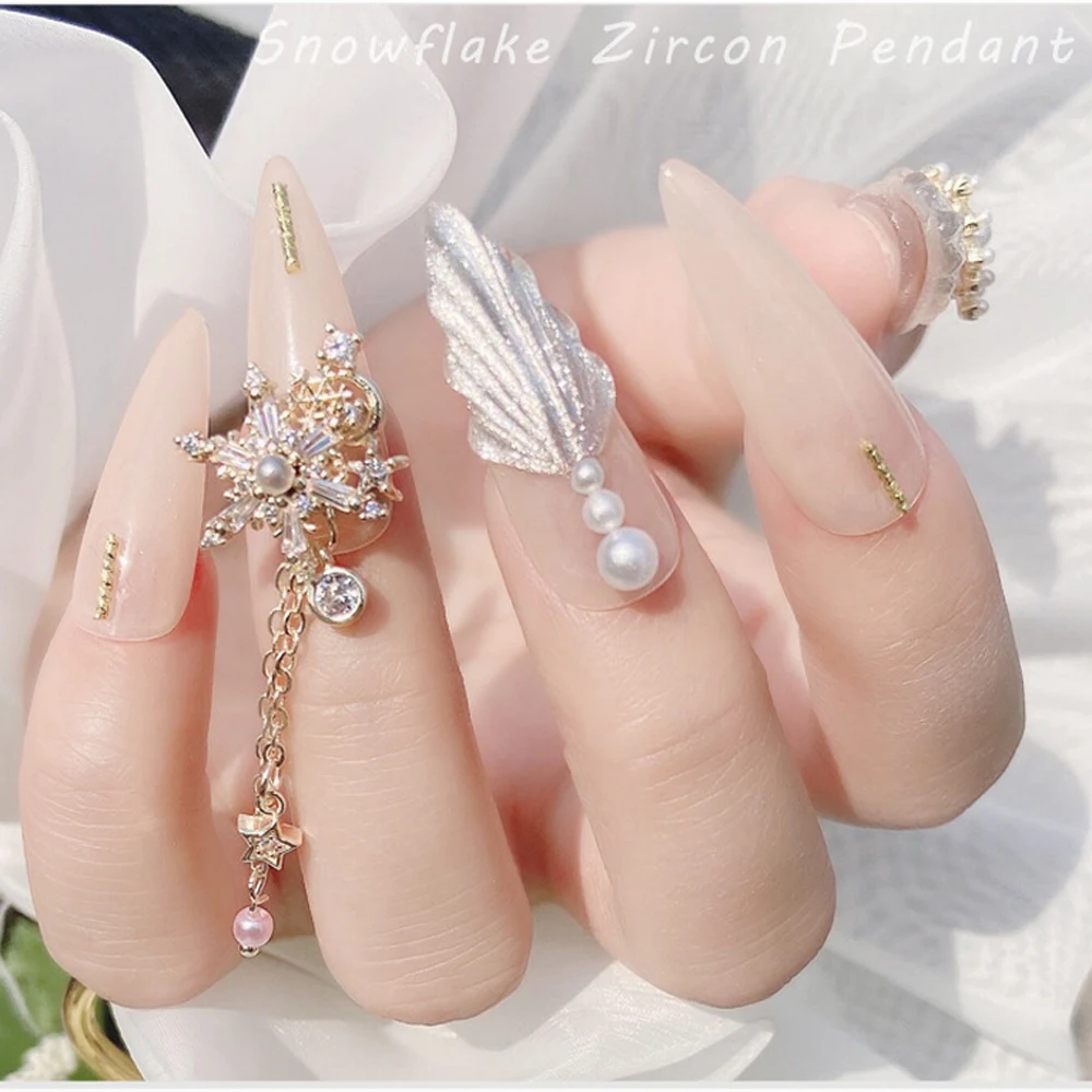 1Pc Delicate Snowflake Pendant Zircon Nail Jewelry Shiny 3D Nail Rhinestones DIY Nail Art Decorations Manicure Accessories