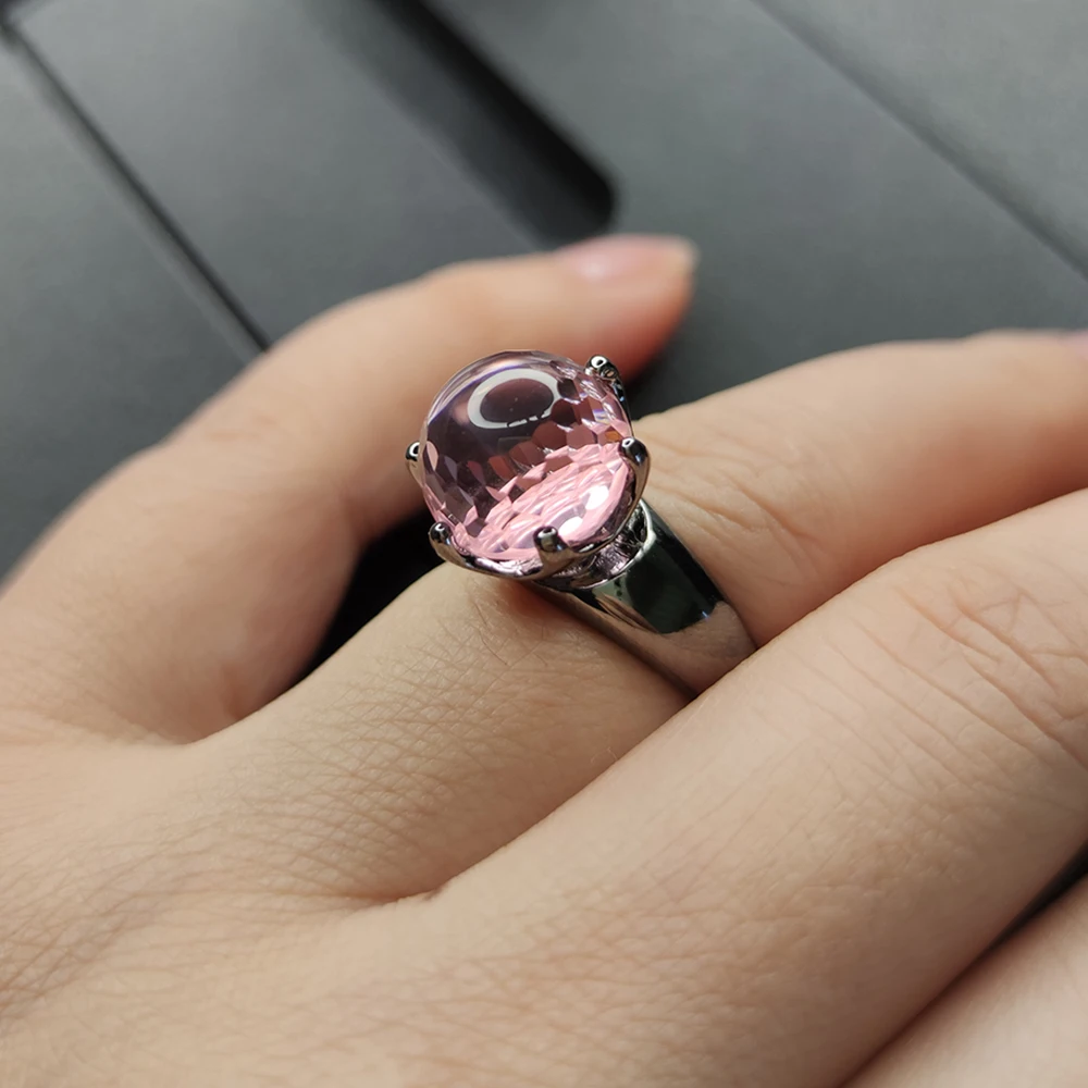 

Queen Ball Shape Pink Crystal Rings Beautiful Jewelry Door to Door Fast Shipping Black Plate Trendy Accessories