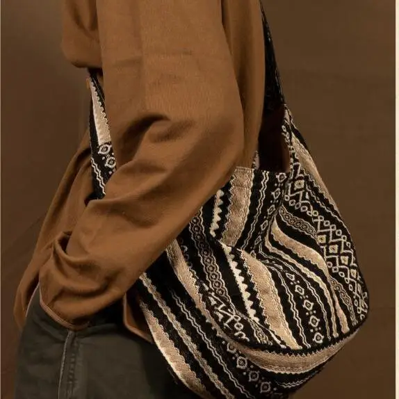 New Retro Postman Bag Striped Blanket Bag Ethnic One Shoulder Slant Span Bag Women Handbags Bucket Bag Messenger Bag Bolso Mujer