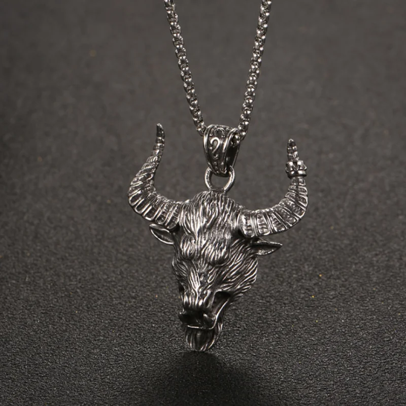 Punk Men Horn Bull Pendant Necklaces Steel Jewelry Animal Head Necklace Accessorieselry