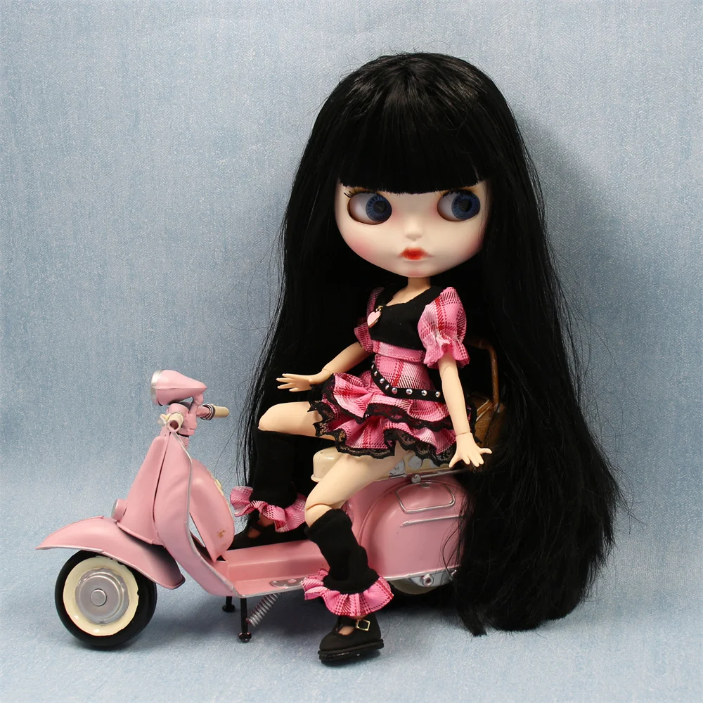 DBS 1/6 BJD blyth Dolls Accessories Black and pink checkered suit includes socks and hat