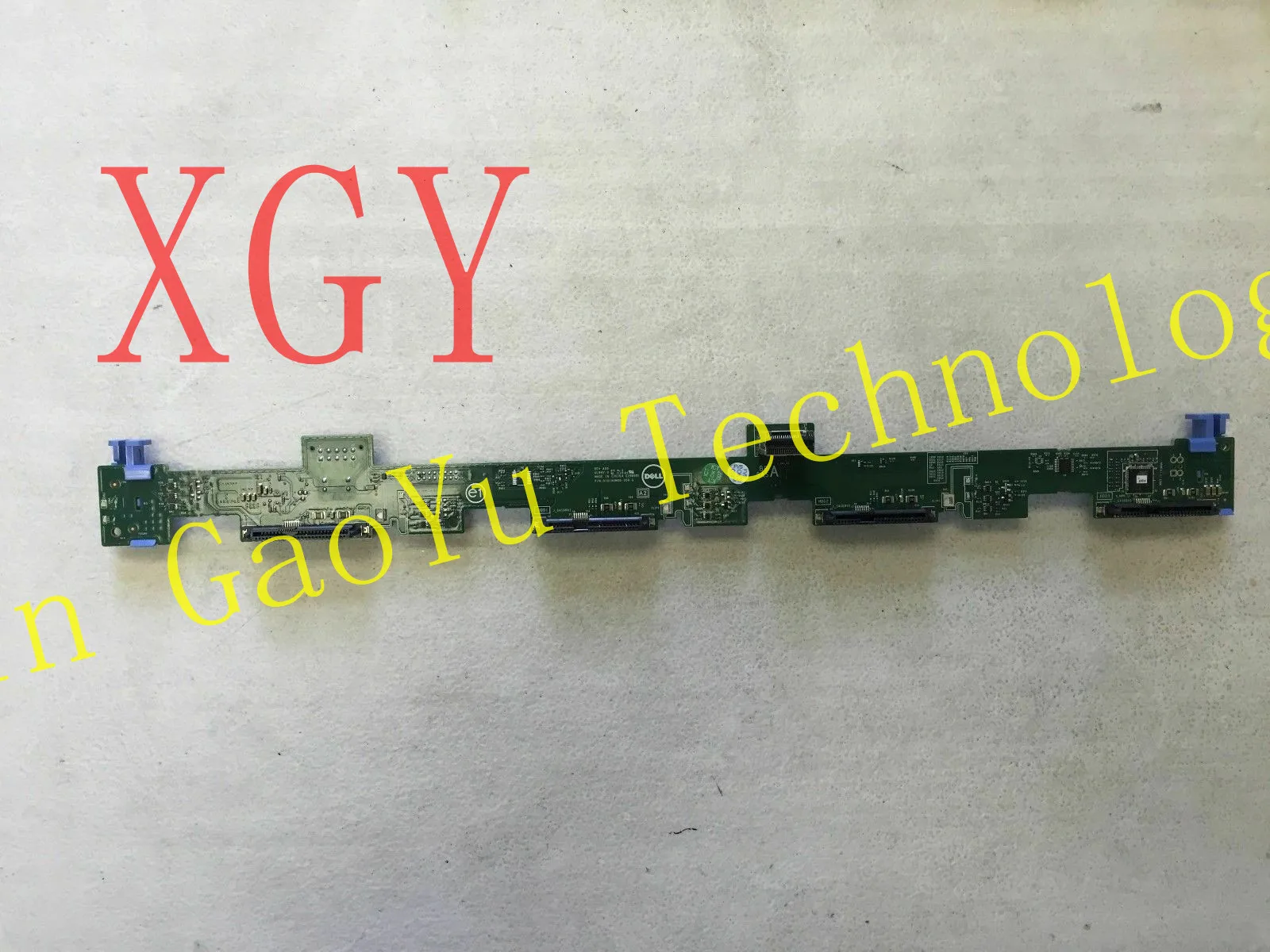 

Original For Dell PowerEdge r430x hard drive backplane 3.5 inch LFF 4 Bay 820hh 0820hh 100% test ok