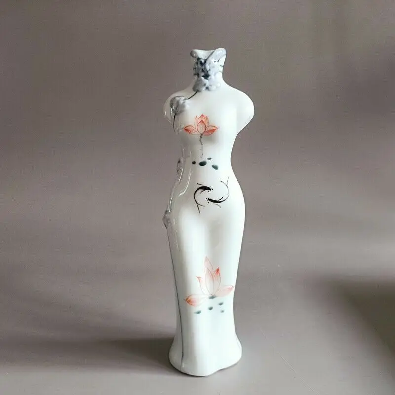 Rare Chinese Blue and White Porcelain Hand Painted cheongsam Vase