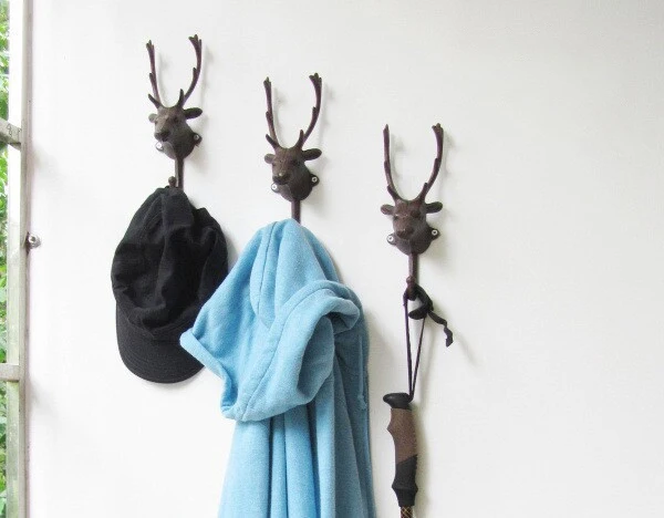 Cast Iron Deer Head Single Wall Hook / Hanger Animal Shaped Coat Hat Hook Heavy Duty, Rustic, Decorative Gift