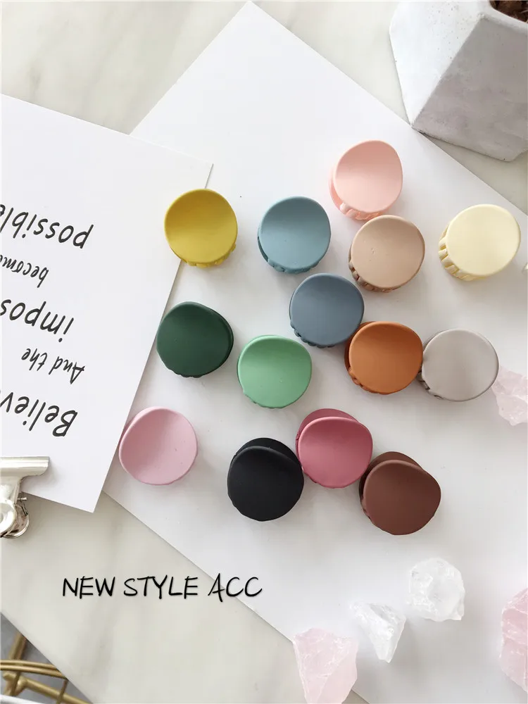 New fashion matte texture mini geometry round bangs clip catch clip hair clip girl child woman Hair Accessories headwear