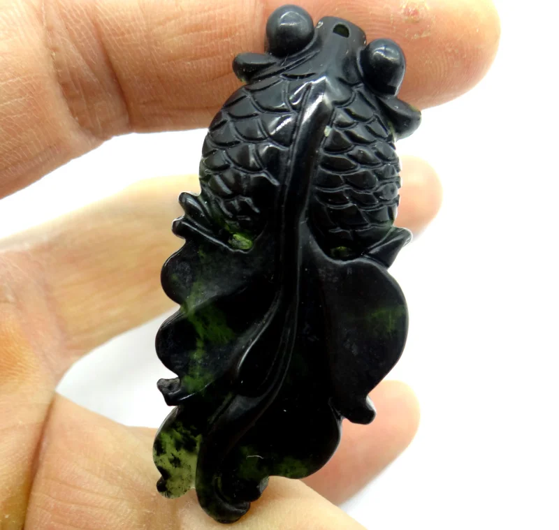 wholesale Natural stone Chinese stone hand-carved statue of fish amulet pendant for diy Jewelry making necklace Accessories