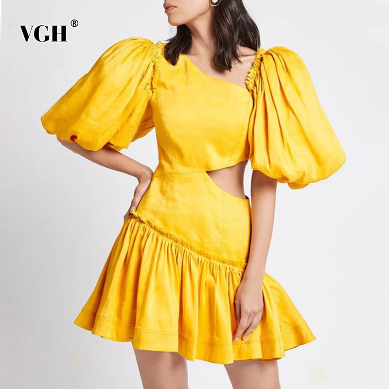 VGH Yellow Casual Dress For Women Skew Collar Puff Half Sleeve High Waist Hollow Out Mini Dresses Female 2025 Summer Fashion New