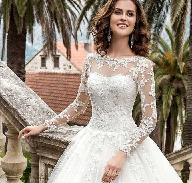 אפליקציות 3d חרוזים dubai muçulmano Lace Manga Comprida vestido de Baile Tulle Plus Size Vestidos de Noiva Vestidos de Noiva 2022 Vestidos De Casamento Sob Medida