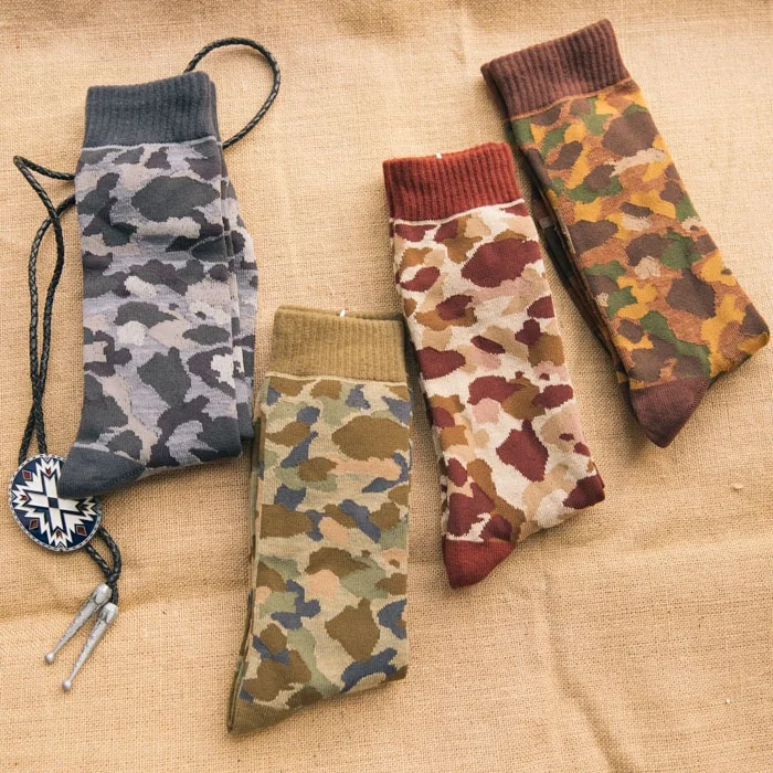 1 pairs Harajuku Sen Department retro tube socks high quality men in camouflage skateboard street fight color Tide socks meias