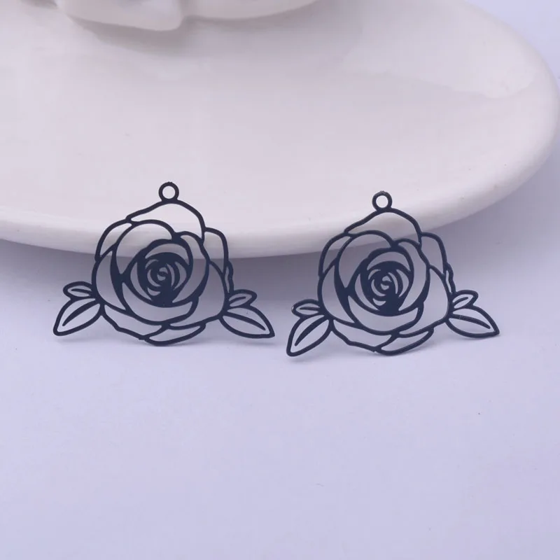 50 Stück AC11619 24*30mm Filigrane Ausgehöhlte Rosenblüten-Anhänger Ohrring-Verbinder – Detail 9